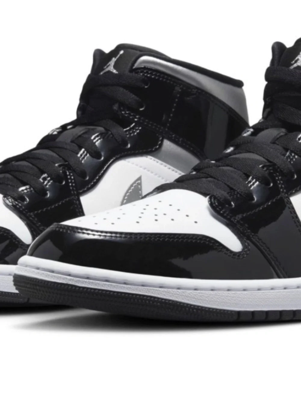 Jordan 1 Mid SE. Patent Black White Metallic Silver Gold. SIZE 10.5 - HV0789-010